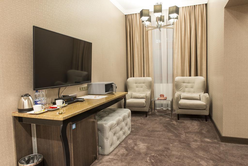 Hotel Europa Kaliszki Εξωτερικό φωτογραφία