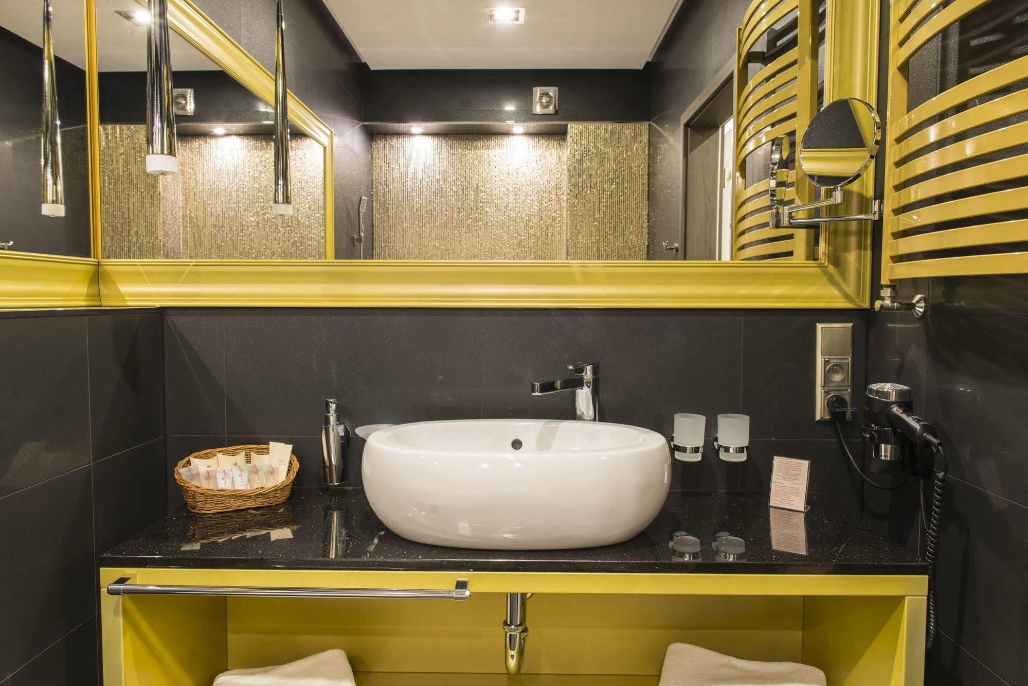 Hotel Europa Kaliszki Εξωτερικό φωτογραφία